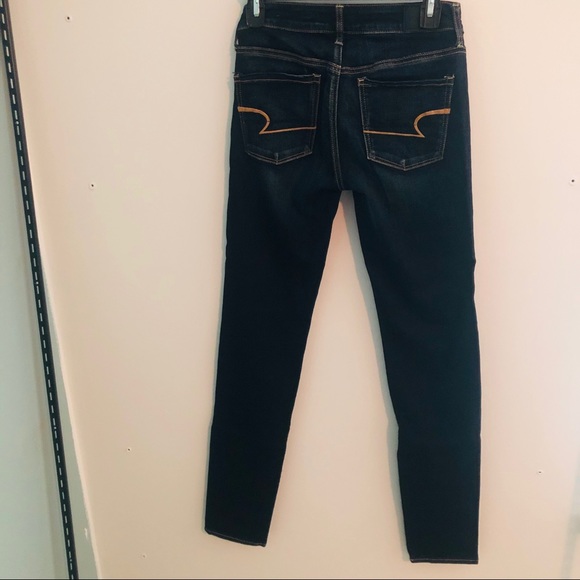 Size 2 Dark Wash American Eagle Jeans - Picture 4 of 5